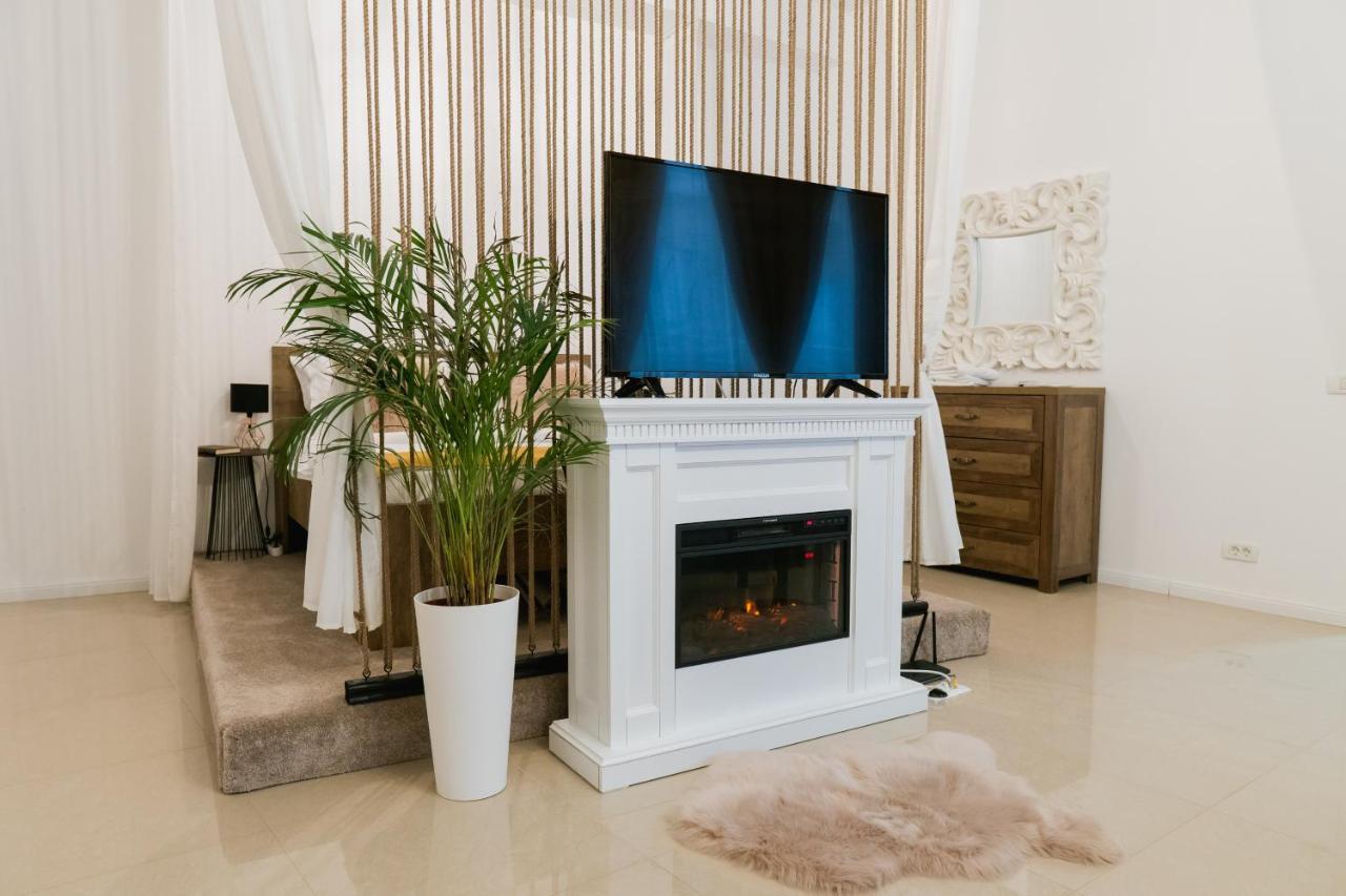 Chic Studio Bucarest Esterno foto