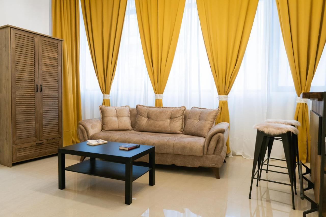 Chic Studio Bucarest Esterno foto